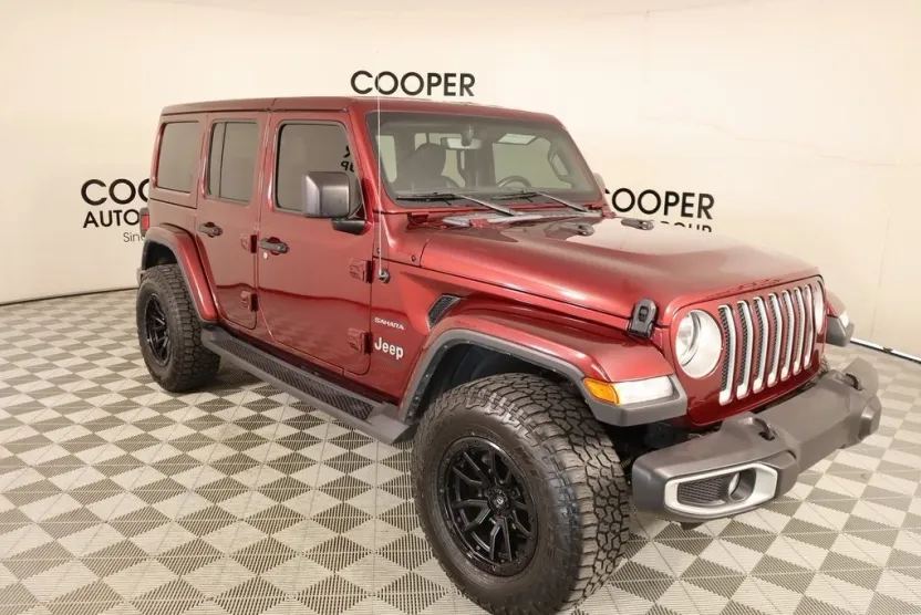2022 Jeep Wrangler Unlimited Sahara photo 1