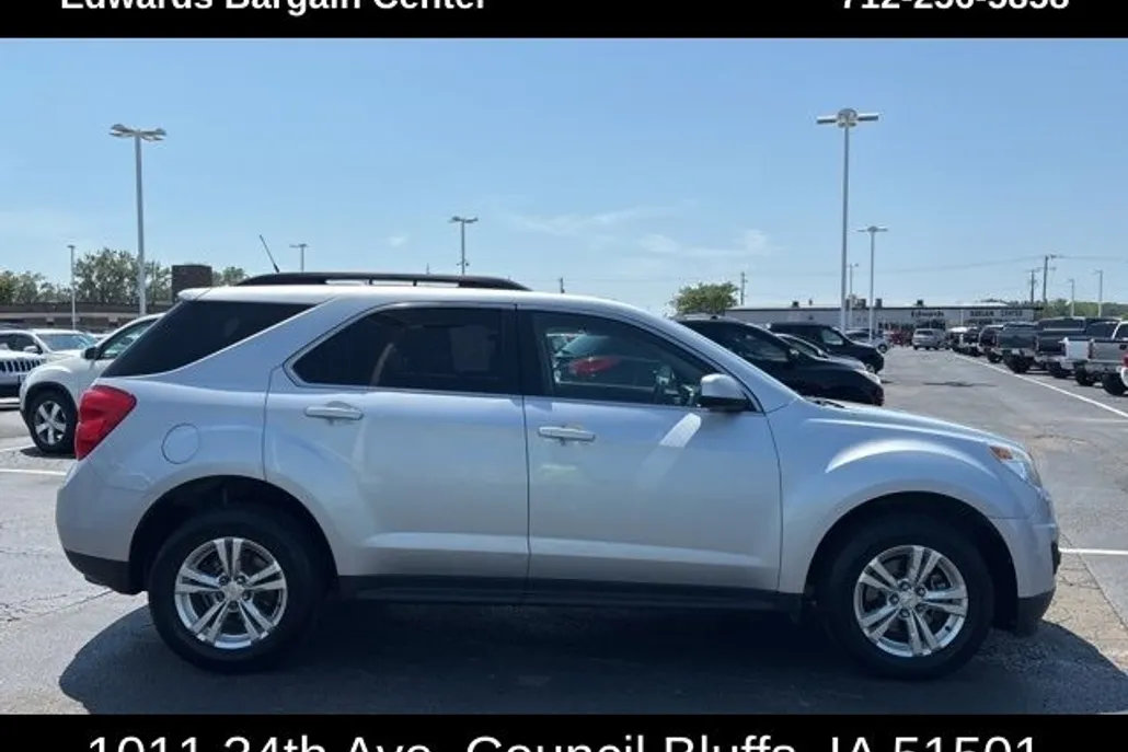 2012 Chevrolet Equinox LT photo 1