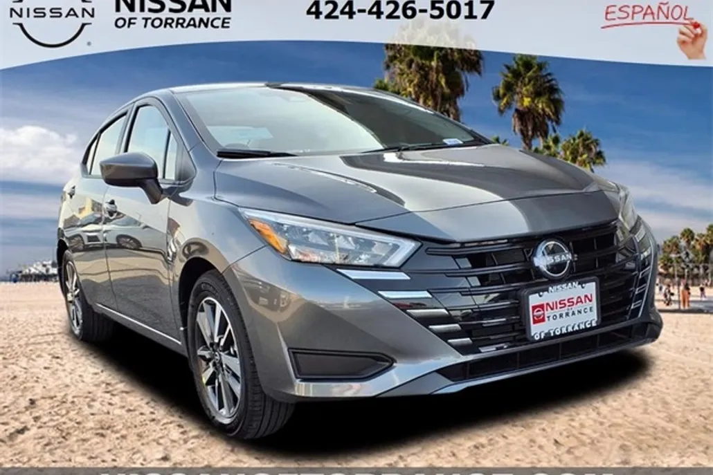 2025 Nissan Versa SV photo 1