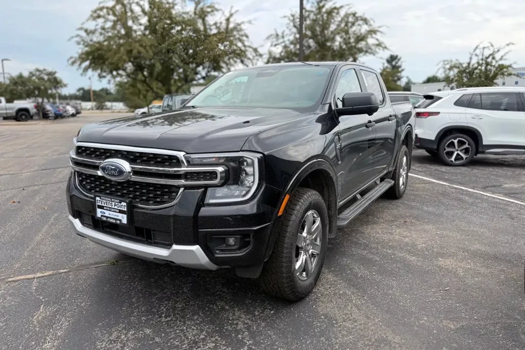 2025 Ford Ranger XLT photo 1