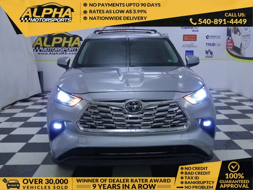 2022 Toyota Highlander XLE photo 1