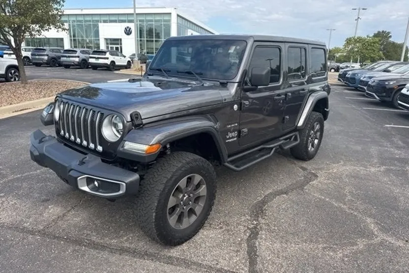 2018 Jeep Wrangler Unlimited Sahara photo 1