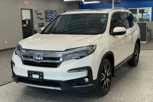 2019 Honda Pilot Touring photo 3