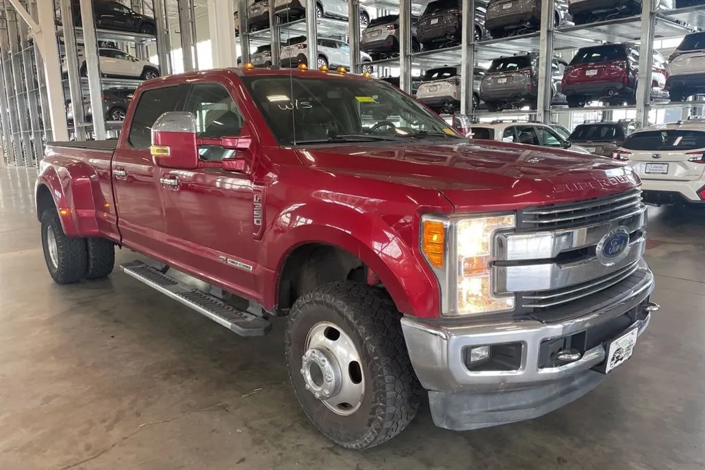 2017 Ford F-350 photo 1