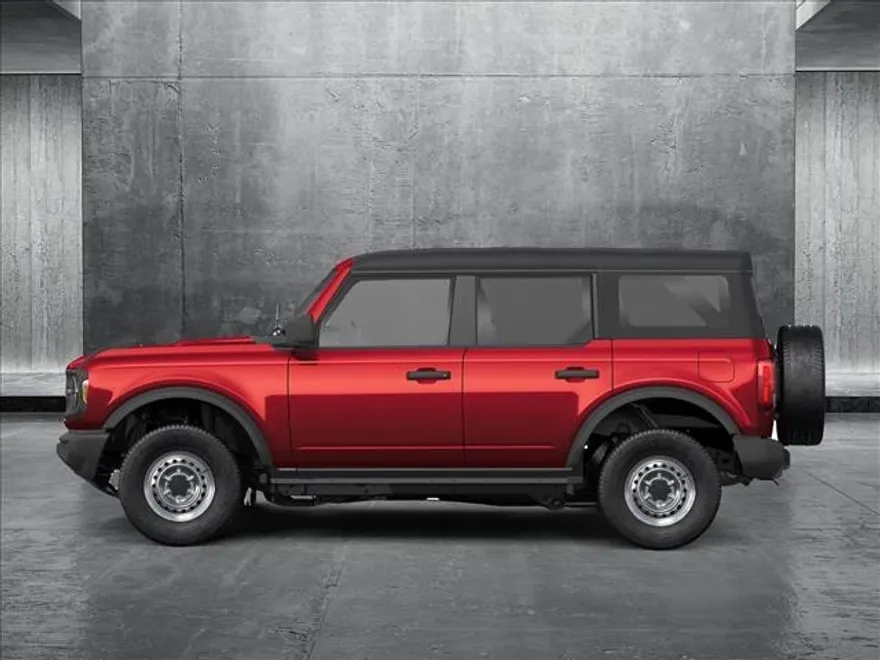 2025 Ford Bronco Base photo 2