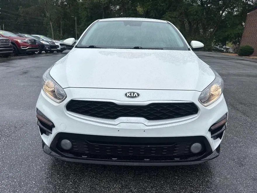 2021 Kia Forte FE photo 2