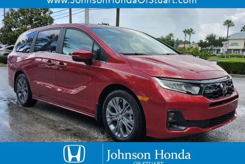 2026 Honda Odyssey Touring photo 1