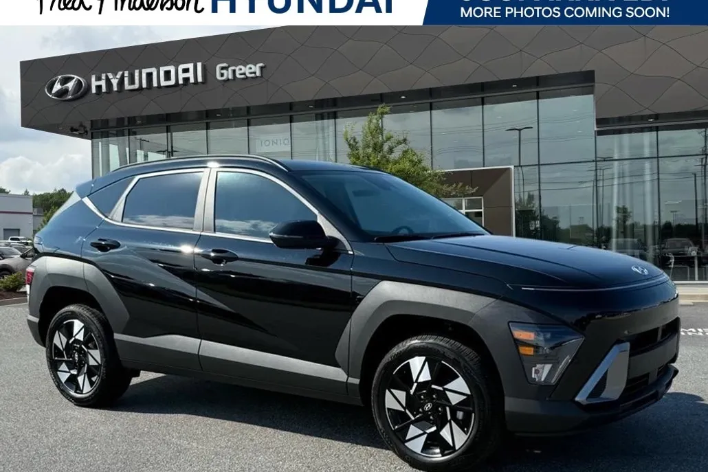 2025 Hyundai Kona SEL photo 1