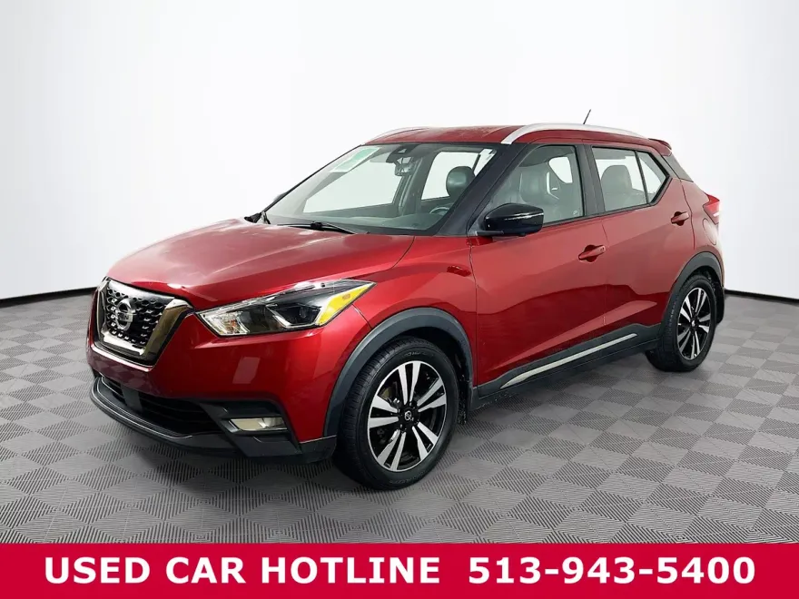 2020 Nissan Kicks SR photo 1