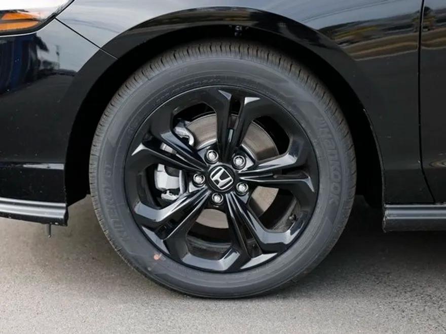 2025 Honda Accord SE photo 1