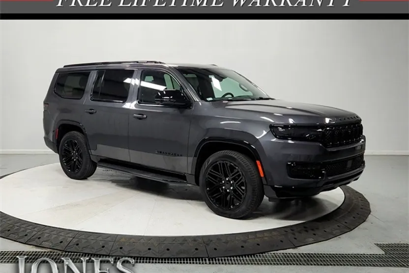 2025 Jeep Wagoneer Series II Carbide photo 1