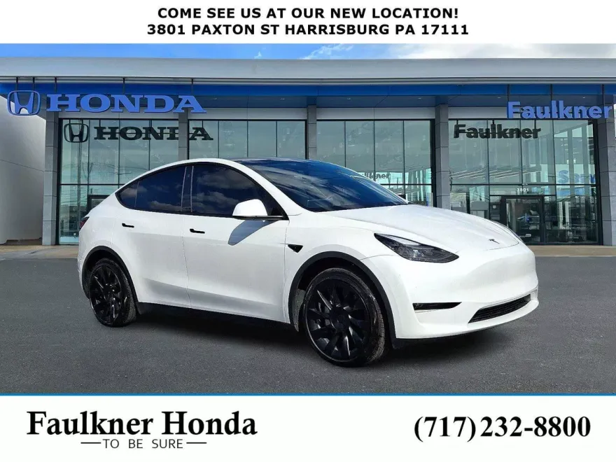 2023 Tesla Model Y Long Range photo 1