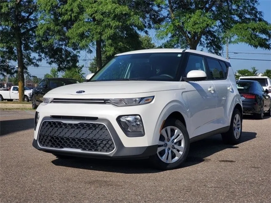 2020 Kia Soul LX photo 1
