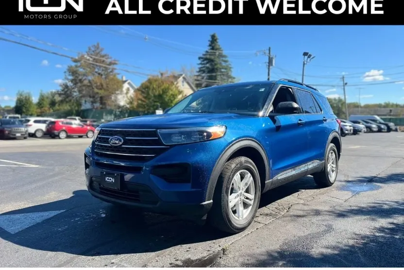 2022 Ford Explorer XLT photo 1