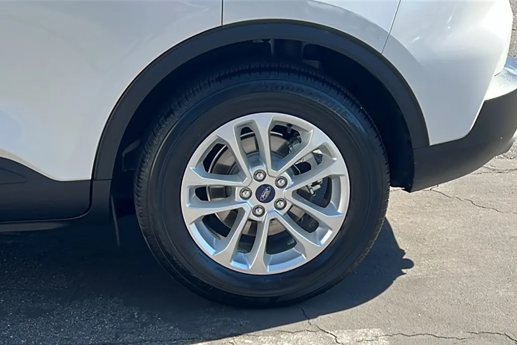 2020 Ford Escape SE photo 1