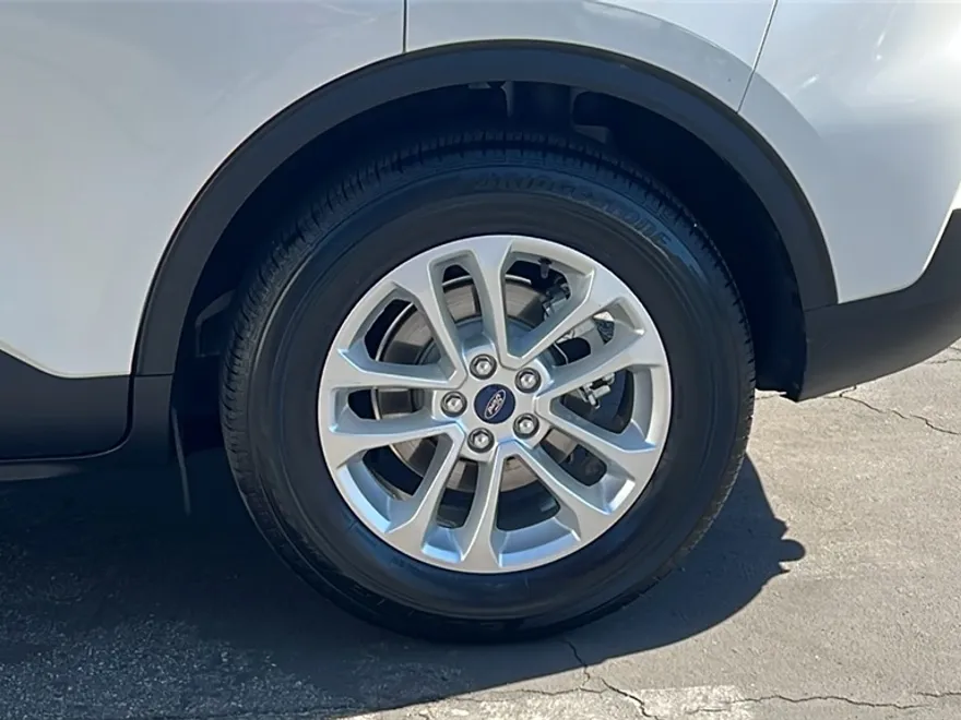 2020 Ford Escape SE photo 1