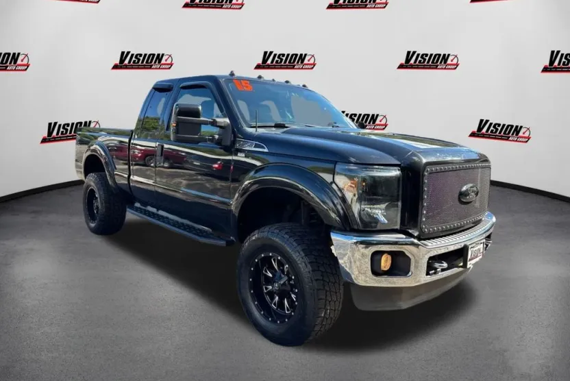 2015 Ford F-250 photo 1