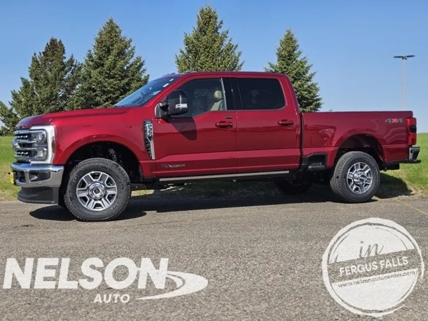 2025 Ford F-350 Lariat photo 1