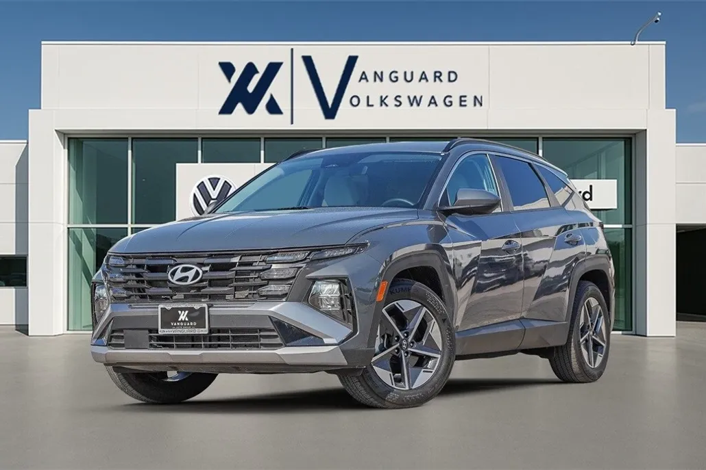 2025 Hyundai Tucson SEL photo 1