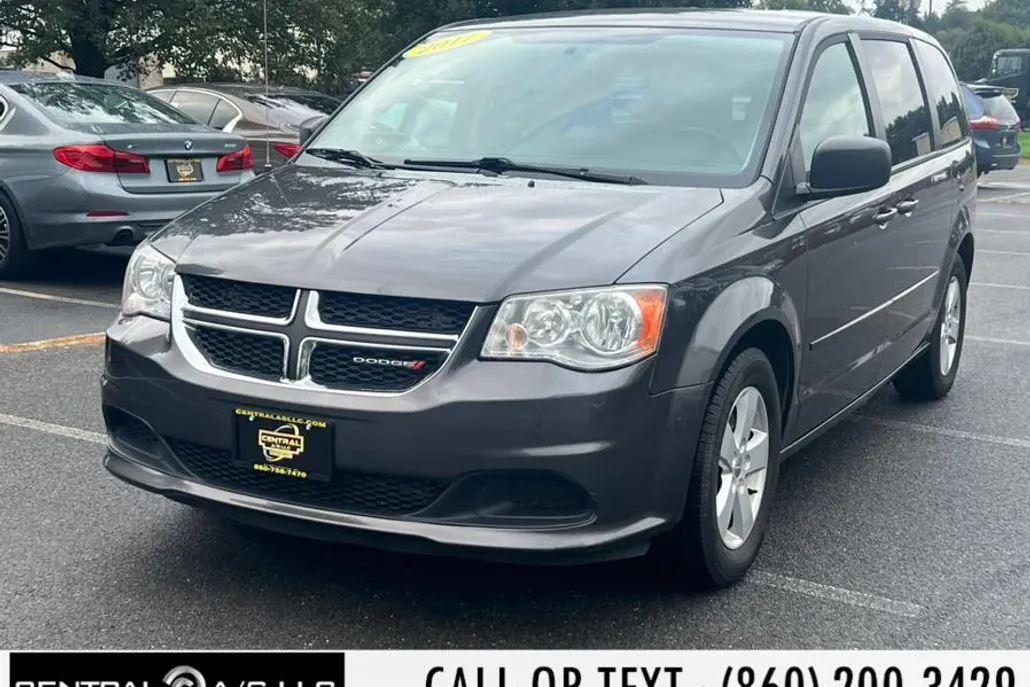 2017 Dodge Grand Caravan SE photo 1