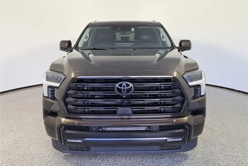 2023 Toyota Sequoia Limited photo 1