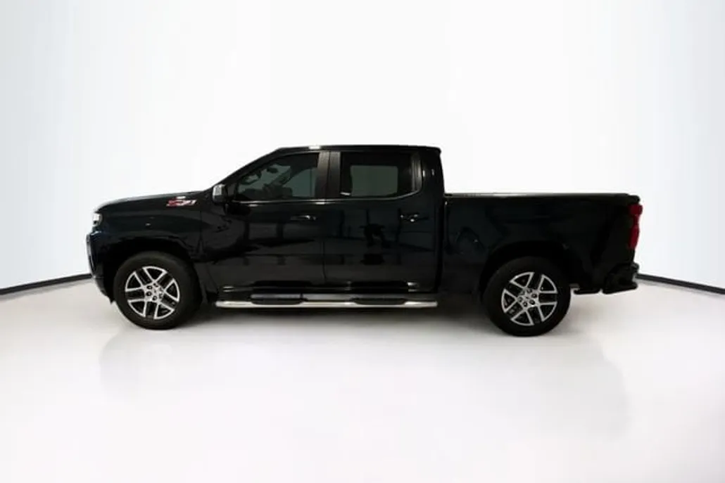 2021 Chevrolet Silverado 1500 RST photo 1