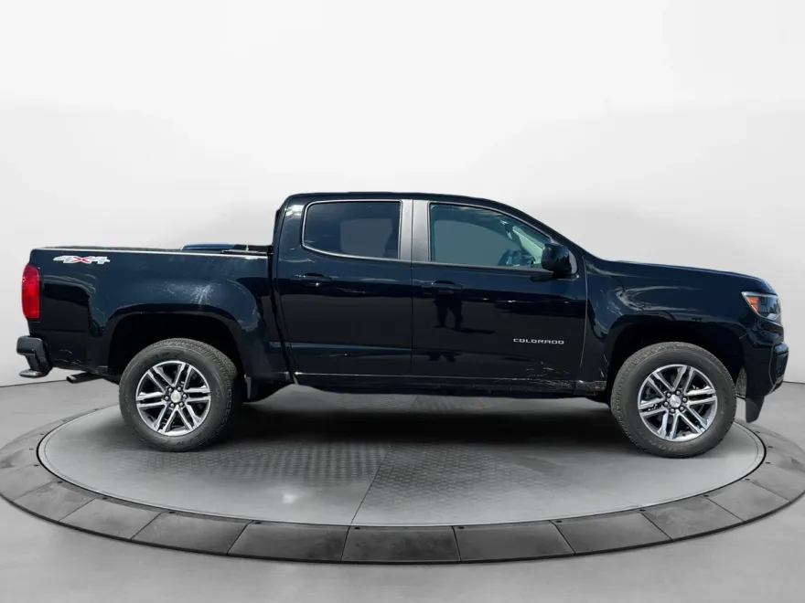 2022 Chevrolet Colorado Work Truck photo 1
