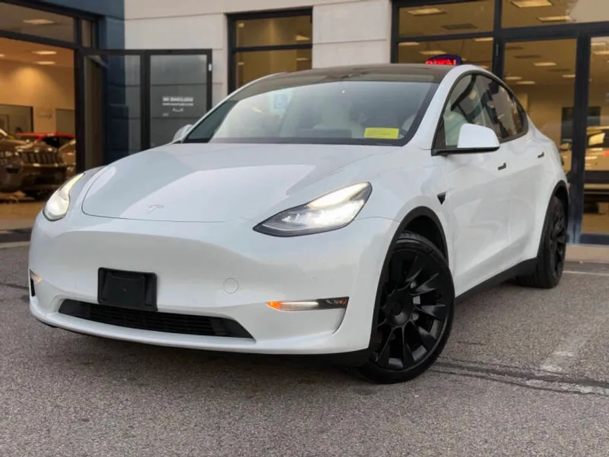 2021 Tesla Model Y Long Range photo 1
