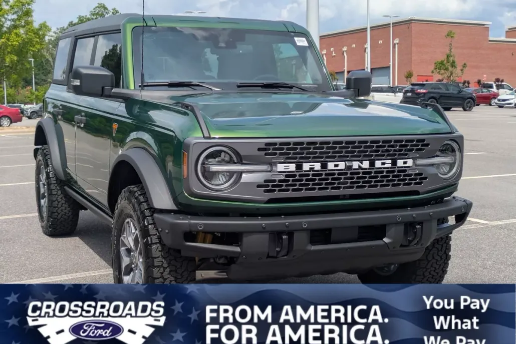 2025 Ford Bronco Badlands photo 1