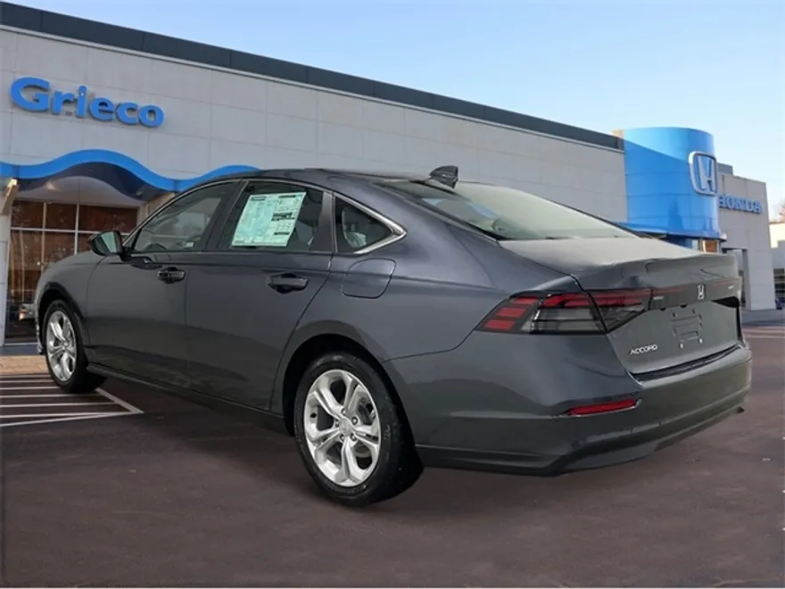 2025 Honda Accord LX photo 1