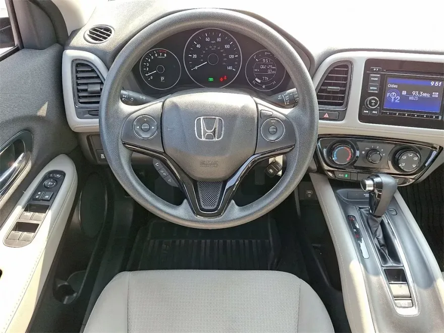 2022 Honda HR-V LX photo 1