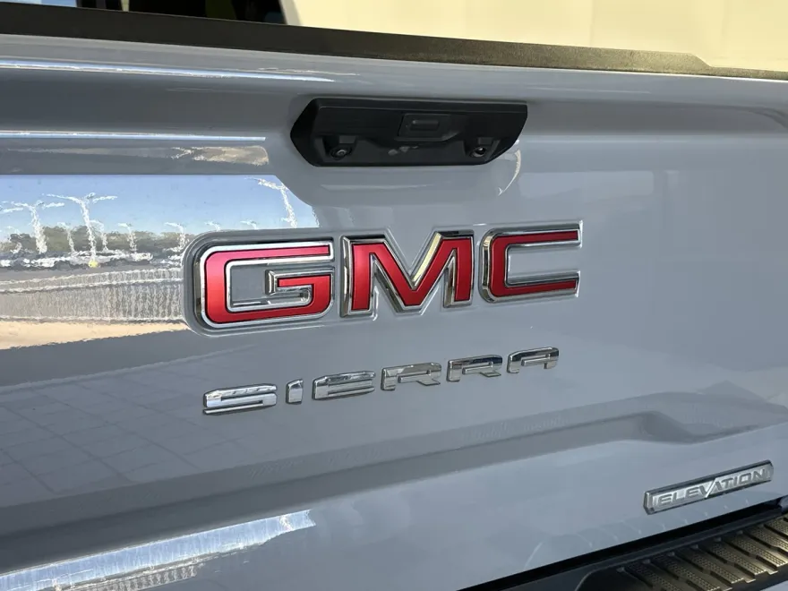 2024 Gmc Sierra 1500 Elevation photo 1
