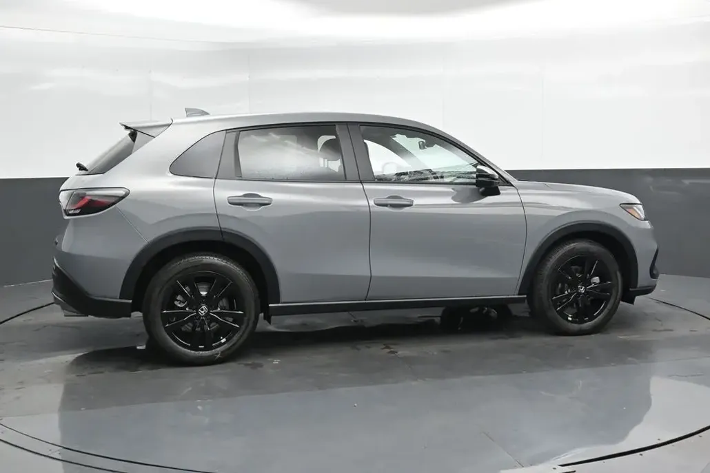 2026 Honda HR-V Sport photo 1