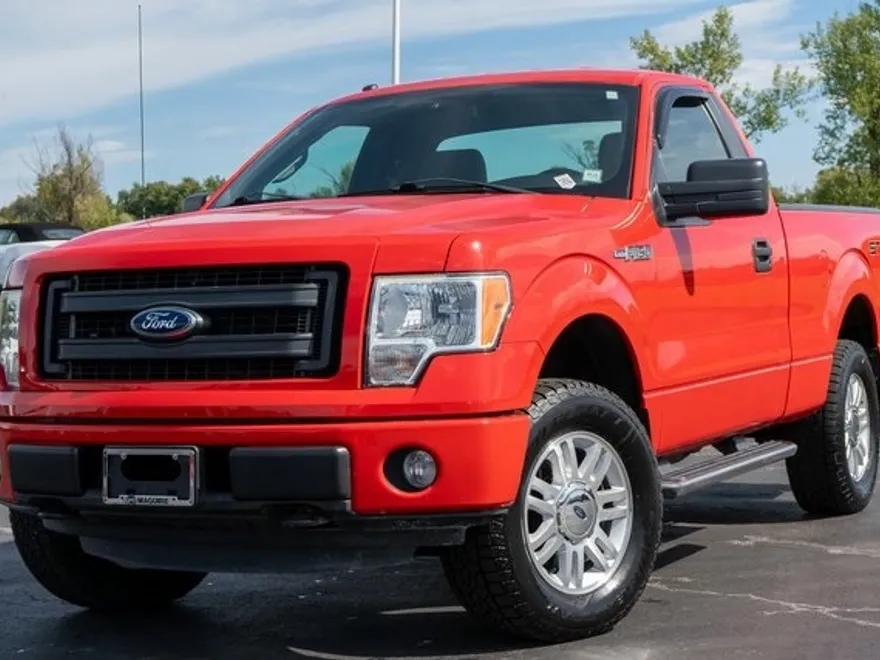2013 Ford F-150 STX photo 1