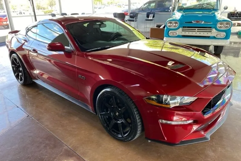 2018 Ford Mustang GT Premium photo 1