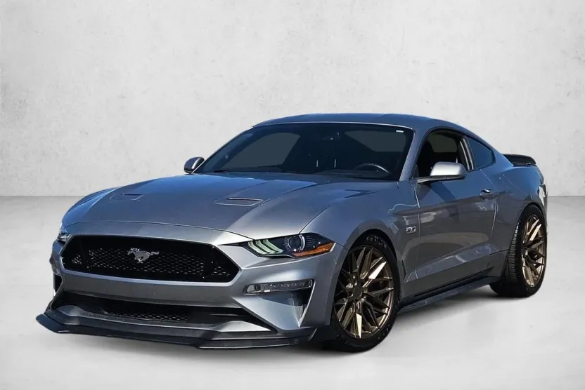 2020 Ford Mustang GT photo 1