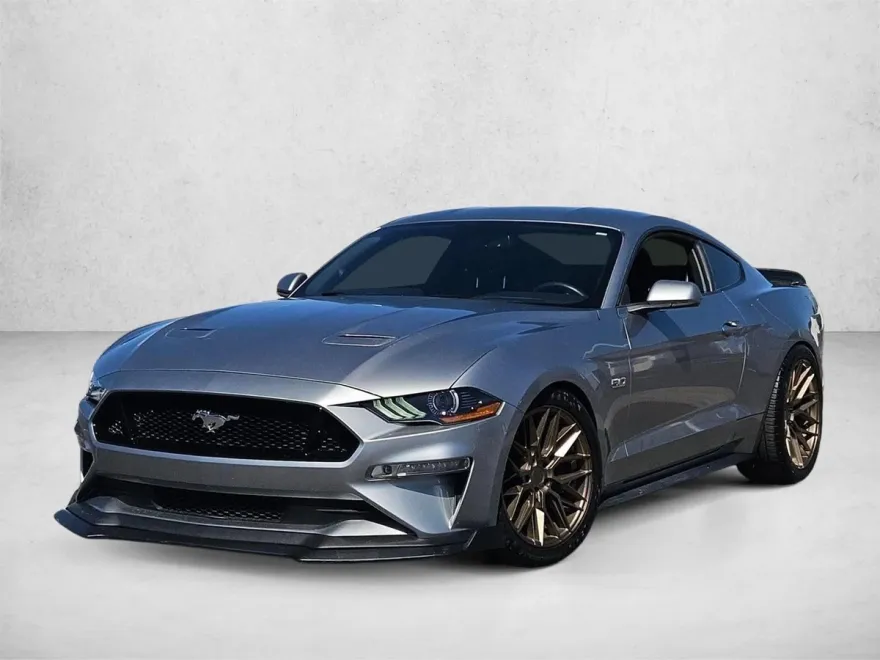 2020 Ford Mustang GT photo 1