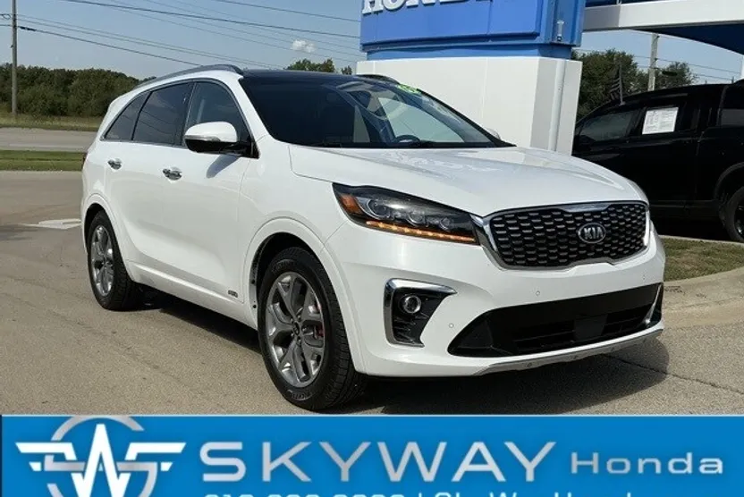 2019 Kia Sorento SX photo 1