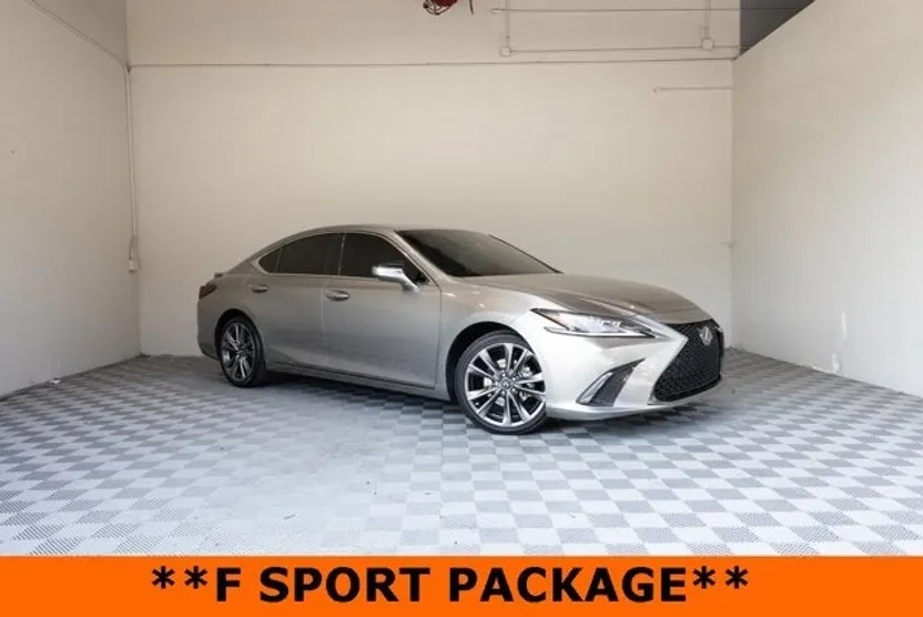 2019 Lexus ES 350 photo 1