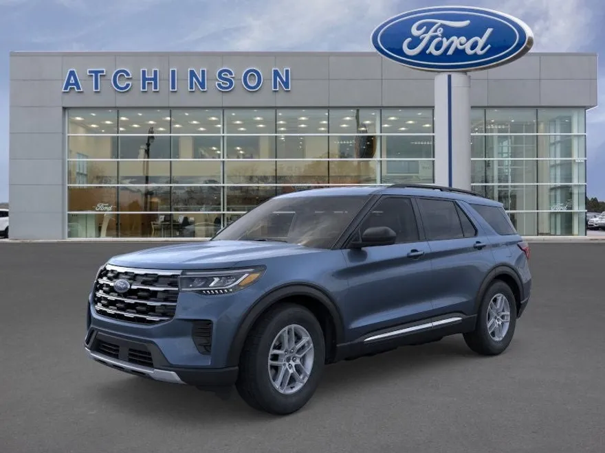 2025 Ford Explorer photo 1