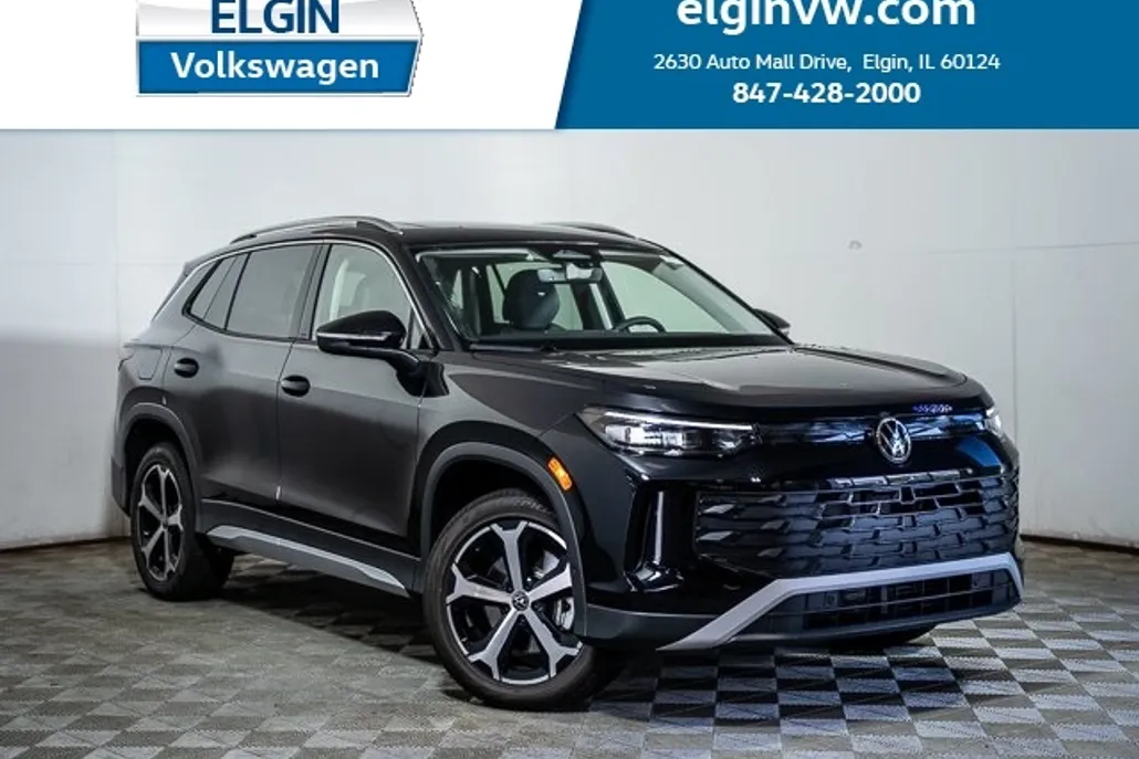 2025 Volkswagen Tiguan SE photo 1