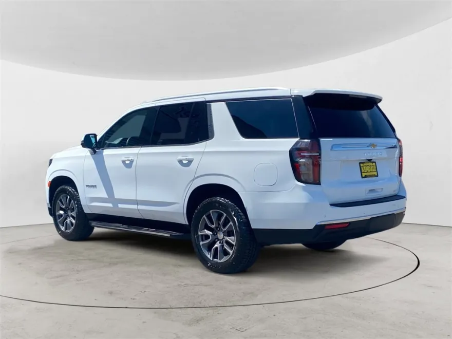 2023 Chevrolet Tahoe LT photo 1