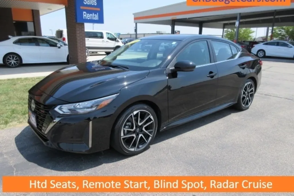 2024 Nissan Sentra SR photo 1