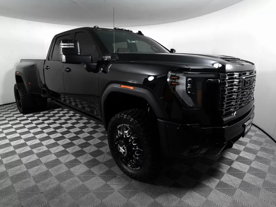 2025 Gmc Sierra 3500 HD Denali Ultimate photo 1