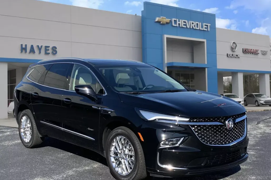 2023 Buick Enclave Avenir photo 1