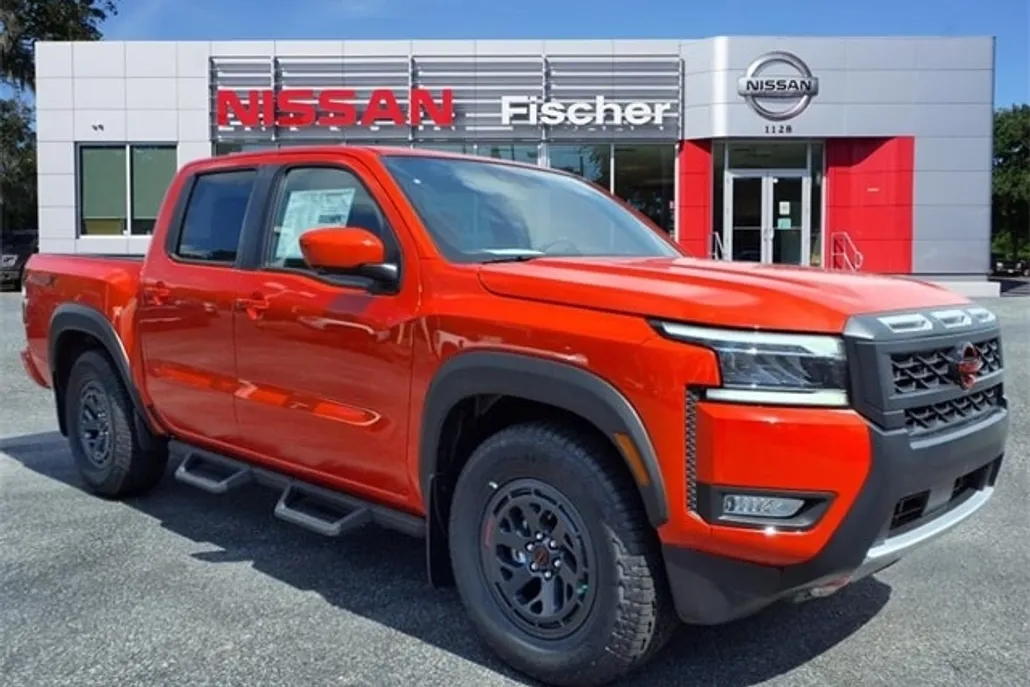 2025 Nissan Frontier Crew Cab PRO-X photo 1