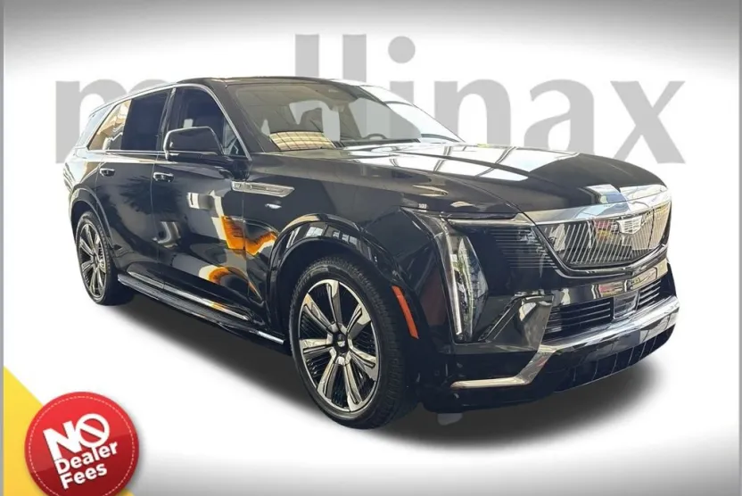 2025 Cadillac Escalade IQ Luxury photo 1