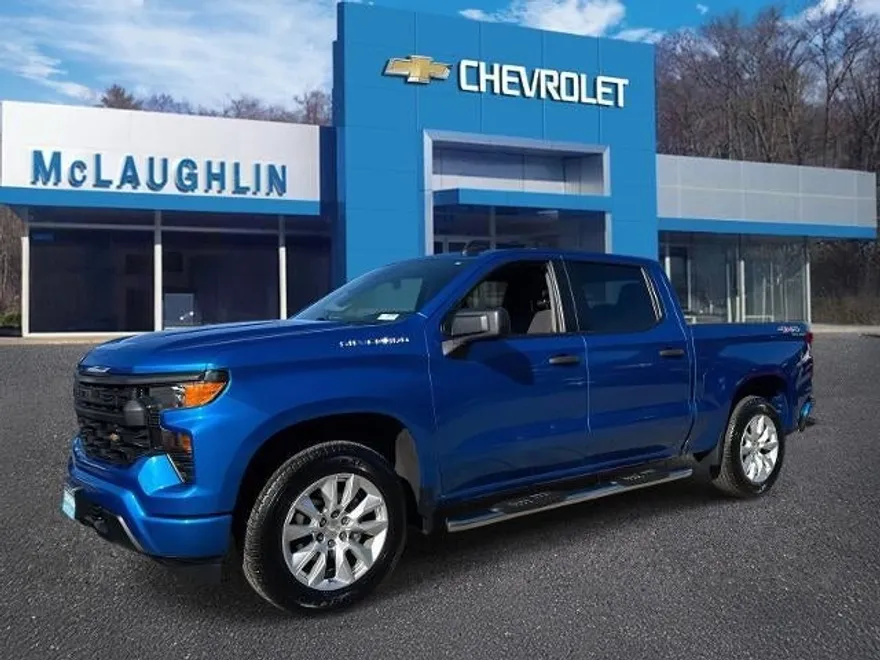 2022 Chevrolet Silverado 1500 Custom photo 1