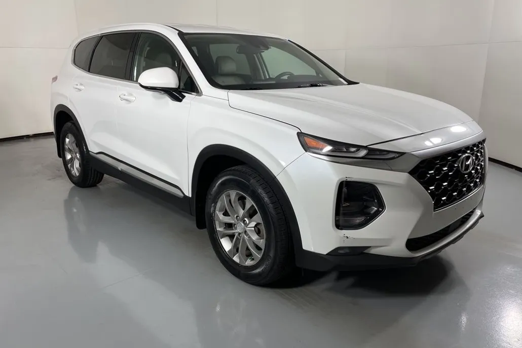 2020 Hyundai Santa Fe SEL photo 1