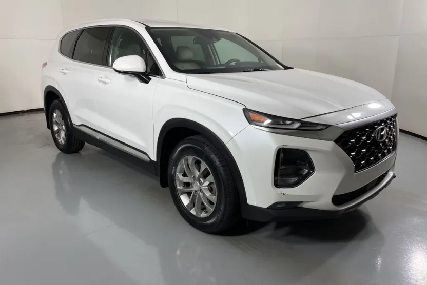 2020 Hyundai Santa Fe SEL photo 1